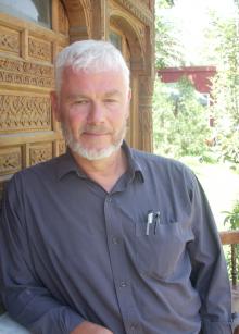 Edward Girardet headshot