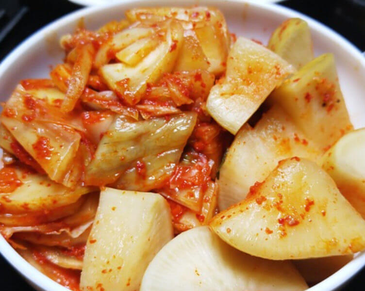 RECIPE How to Make Three Kinds of Kimchi