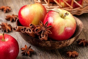 seasonal desserts - apples