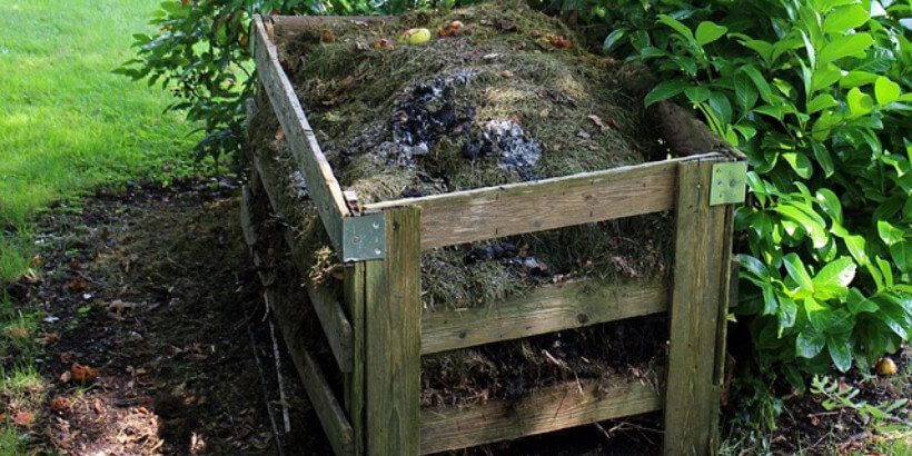 compost banner_bannersnack compost pile