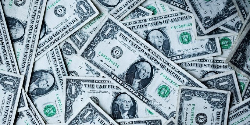 oneness-feature-bannersnack-High-Quality money - 1%