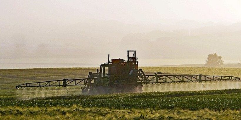 pesticides_banner_bannersnack weed-killer